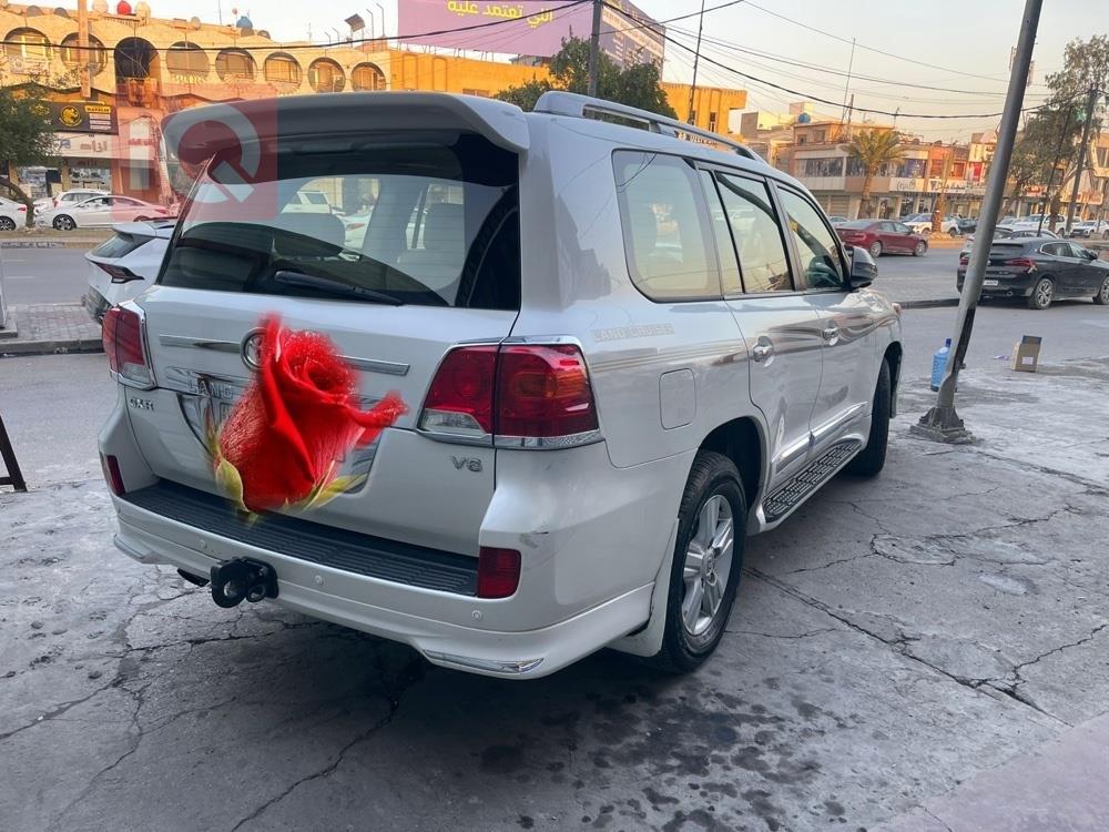 تويوتا لاندكروزر